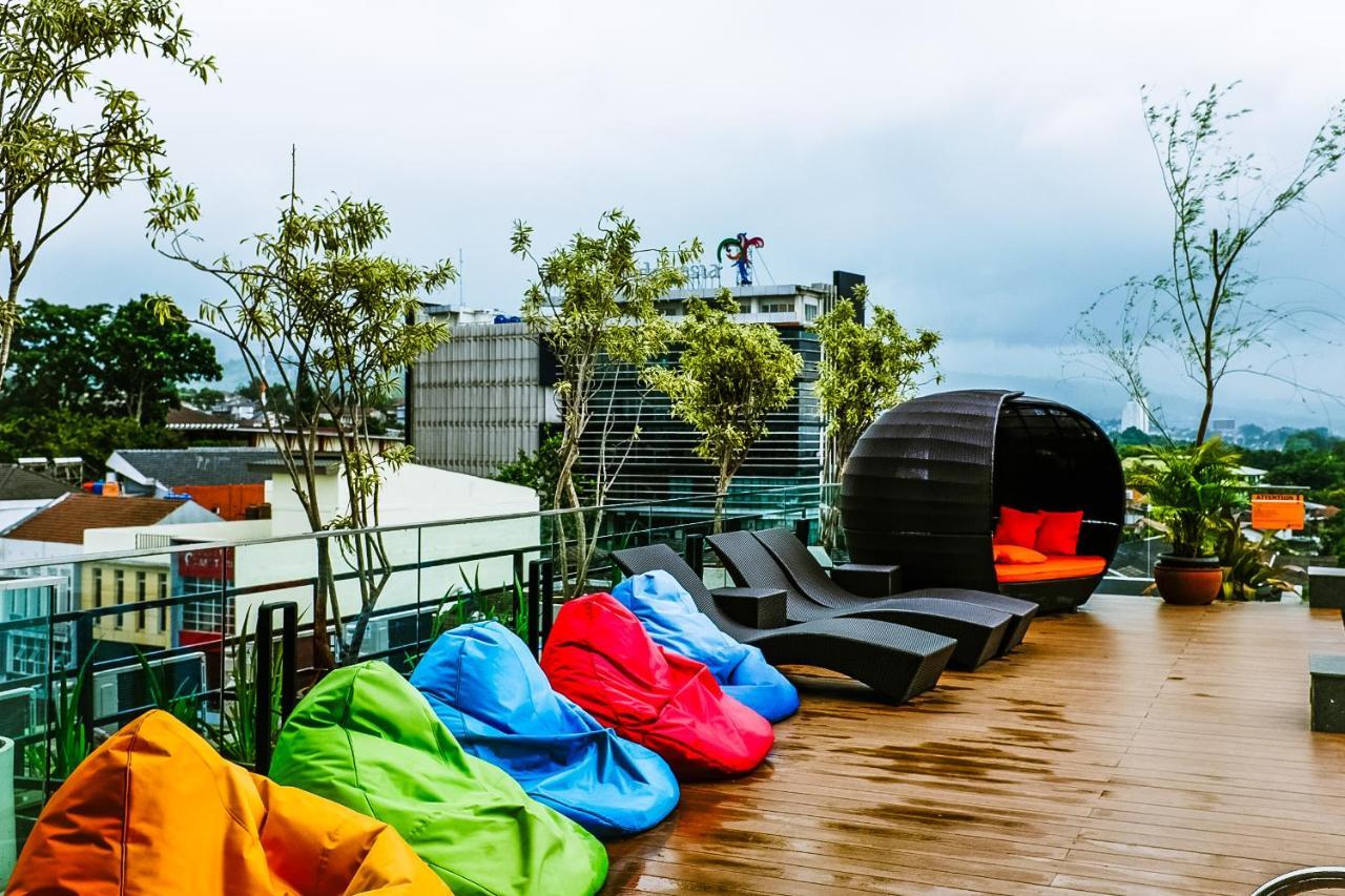 Kytos Hotel Bandung Exterior foto