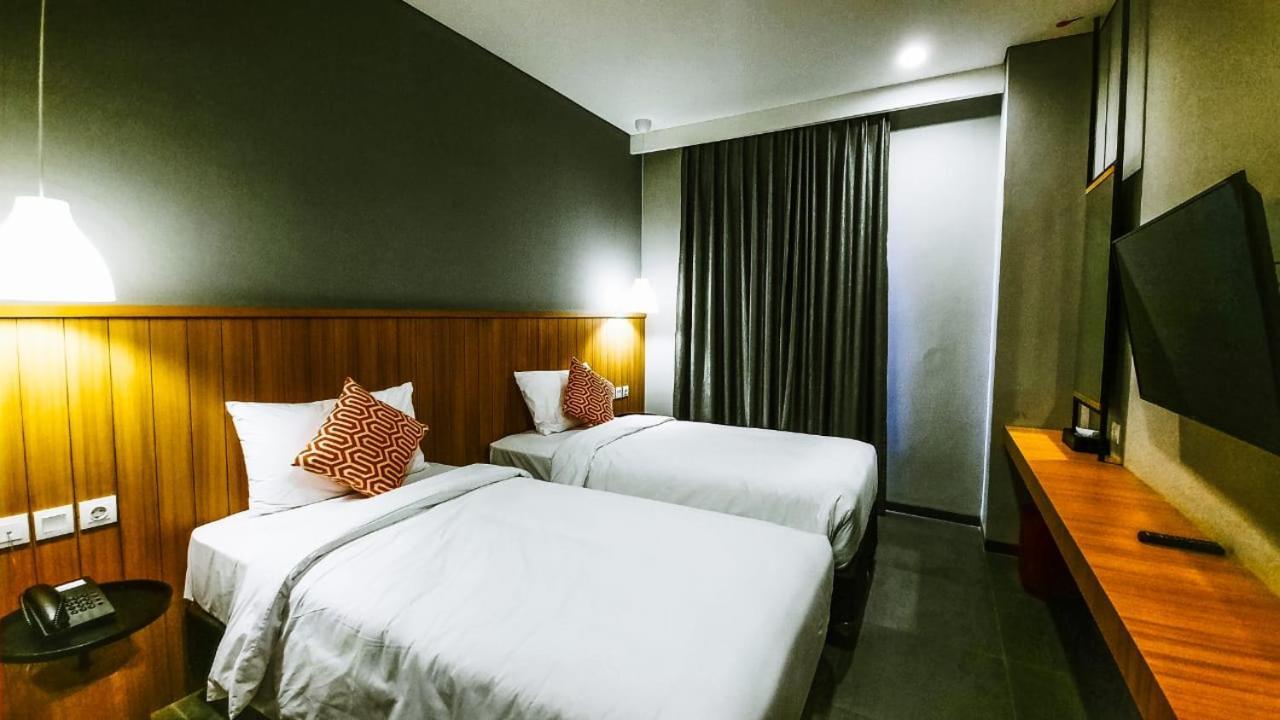 Kytos Hotel Bandung Exterior foto