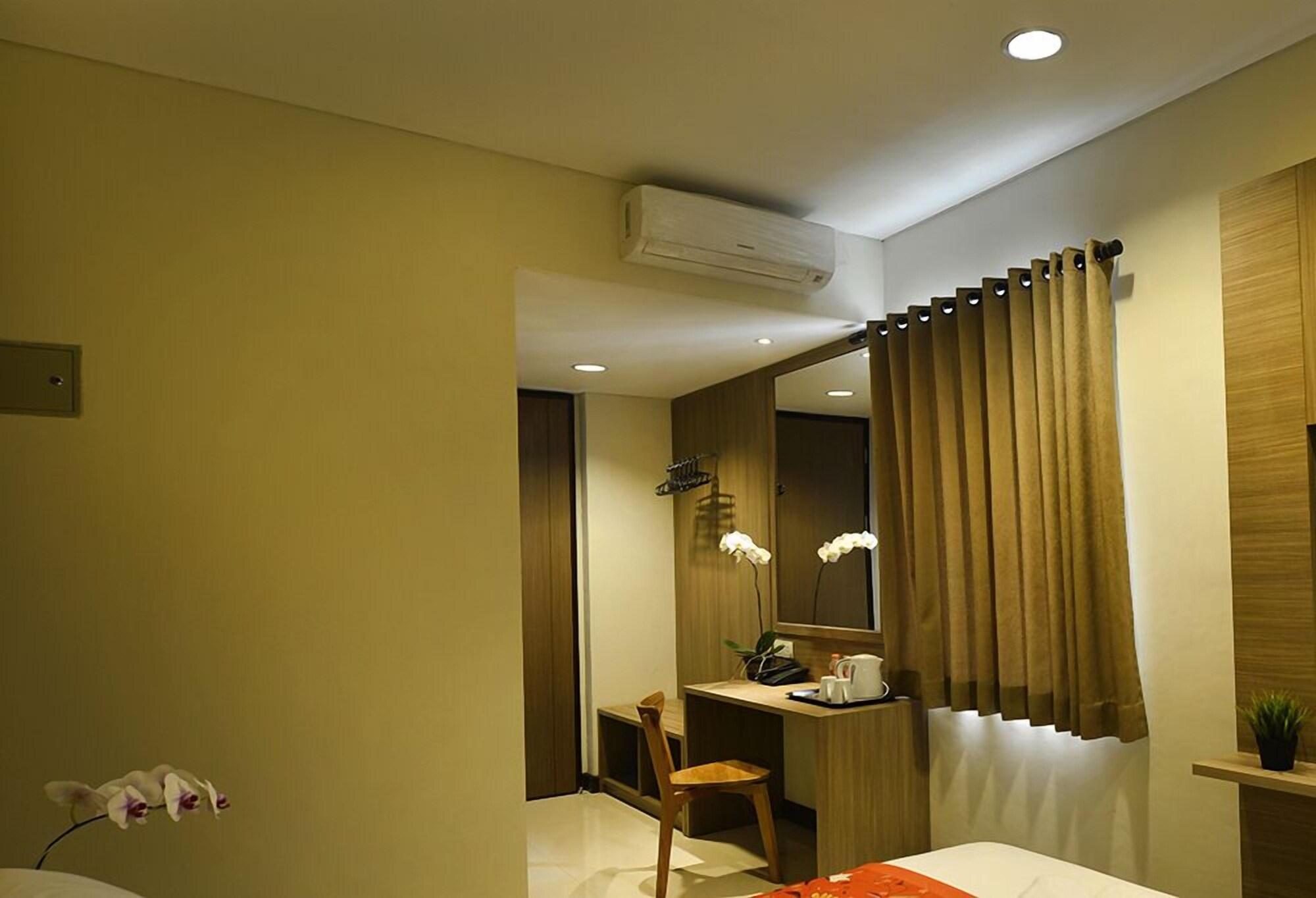 Kytos Hotel Bandung Exterior foto
