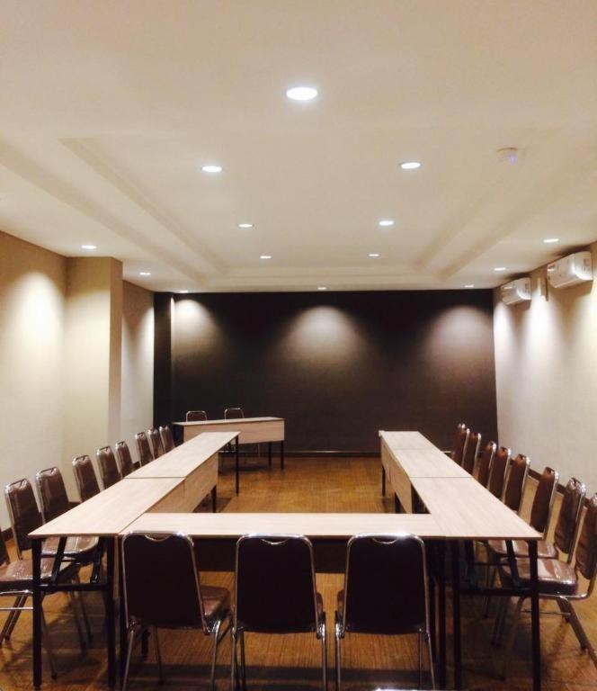 Kytos Hotel Bandung Exterior foto