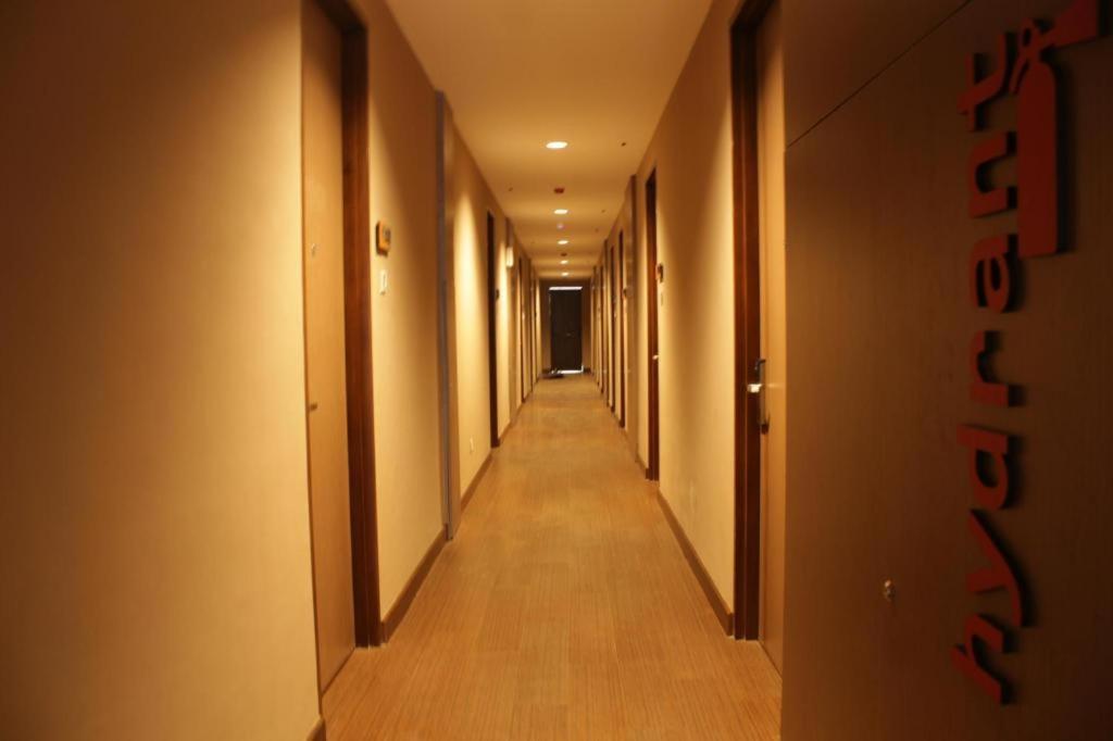 Kytos Hotel Bandung Exterior foto